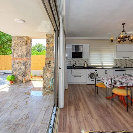 Villa Goekkusagi - 3 Bedroom Holiday Villa In Fethiye Kayakoey *