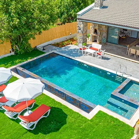 Goekkusagi - 3 Bedroom Holiday Villa In Fethiye Kayakoey Villa Fethiye